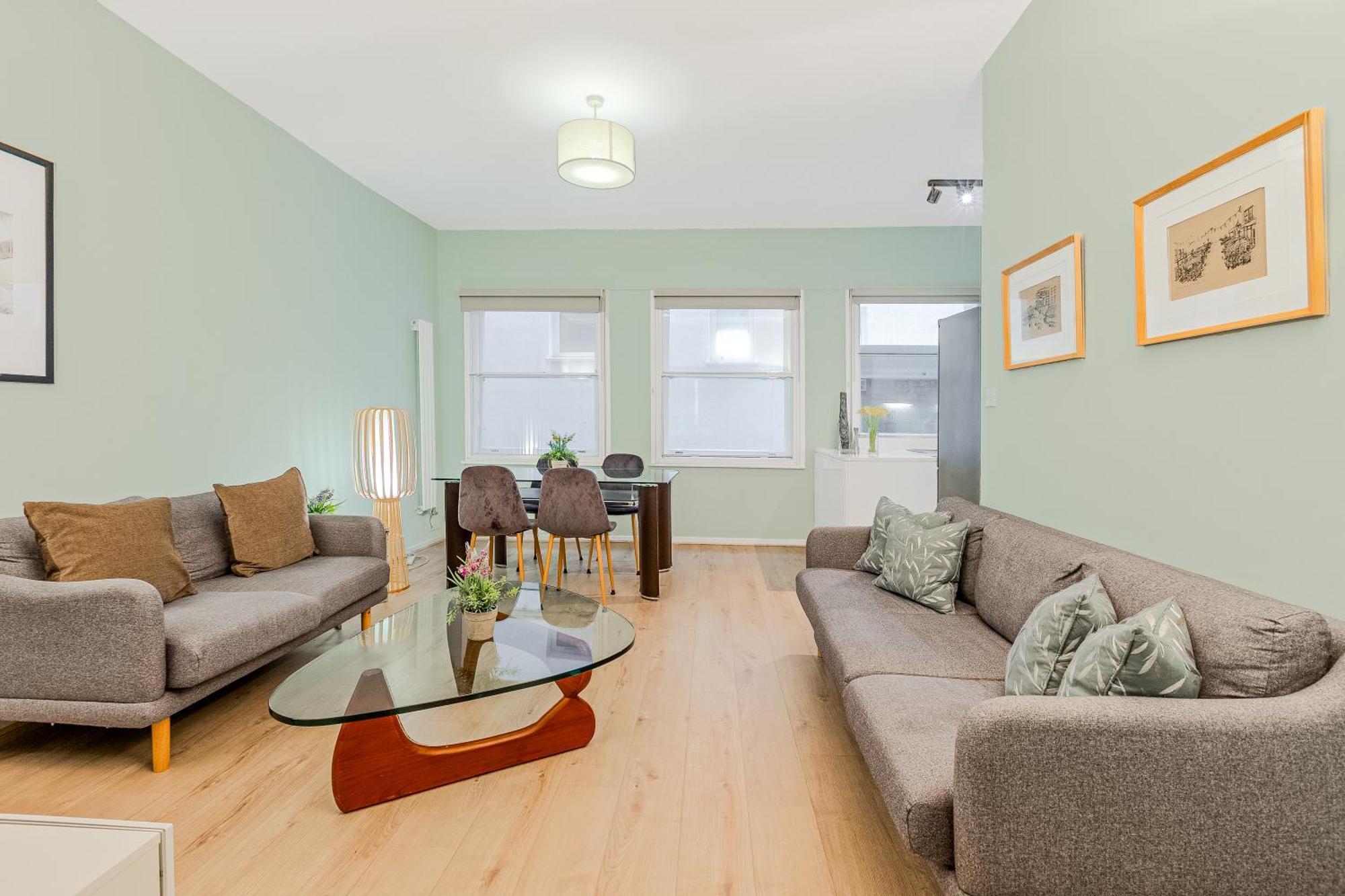 Stunning Central 2Br Flat Btw Soho & Covent Garden London Exterior photo